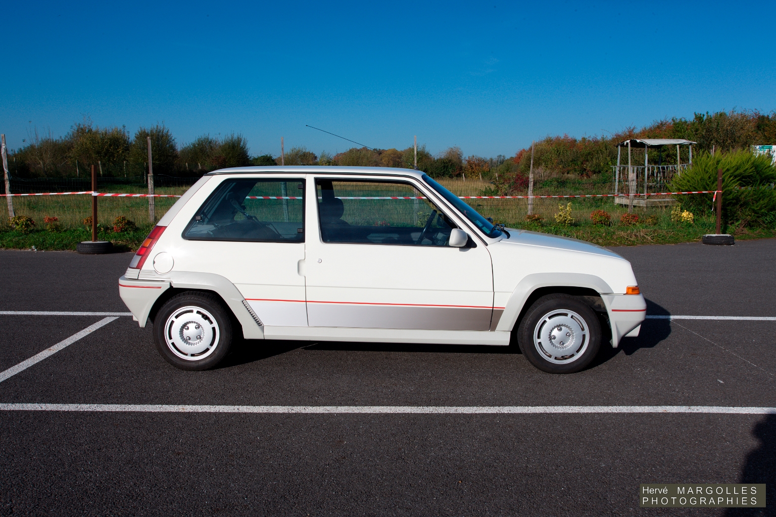 Renault 5 GT Turbo - 01.jpg